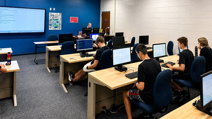 IT campers doing an excercise