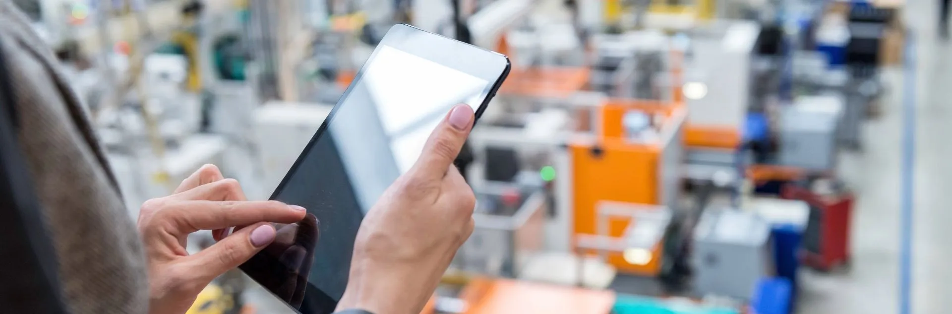 WEB_manufacturing_management_010725.jpg